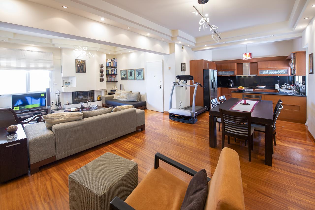 Artemis Majestic Apartment Exterior photo