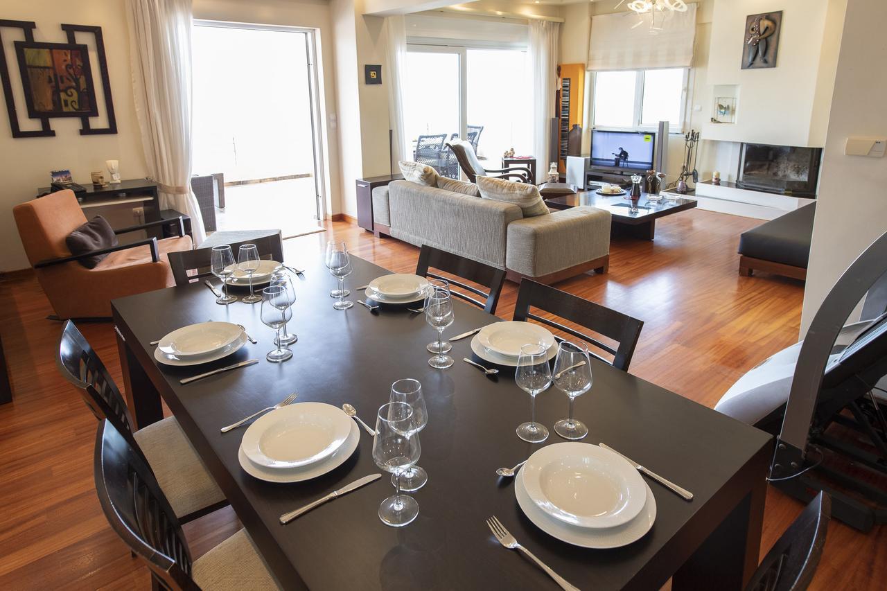 Artemis Majestic Apartment Exterior photo