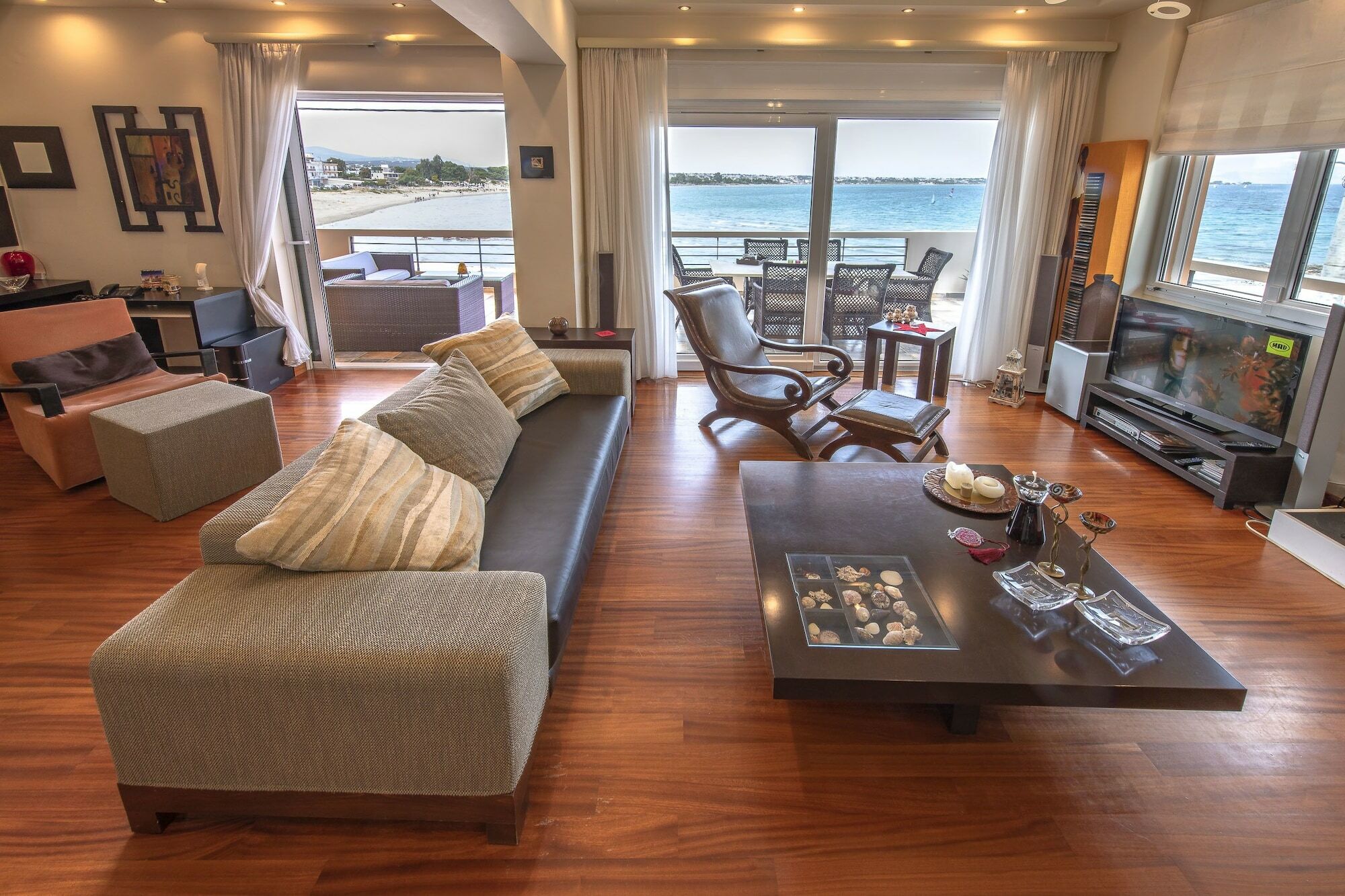 Artemis Majestic Apartment Exterior photo
